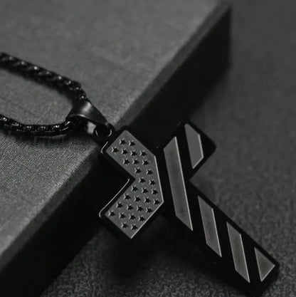 DarkFaith™ Collar Cruz Negra